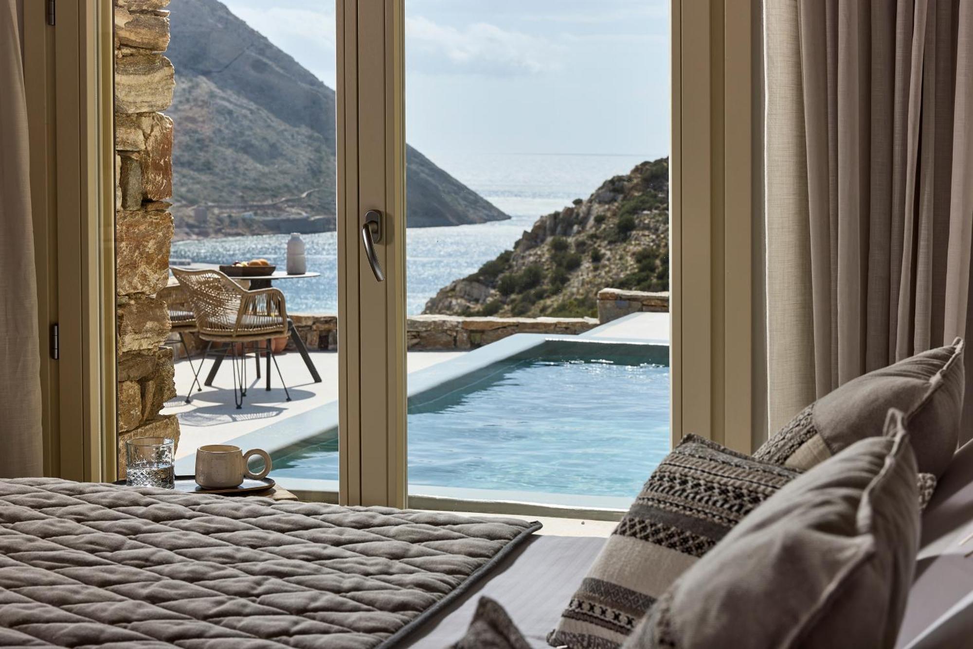 Apsila Pool Suites Kamares  Rum bild